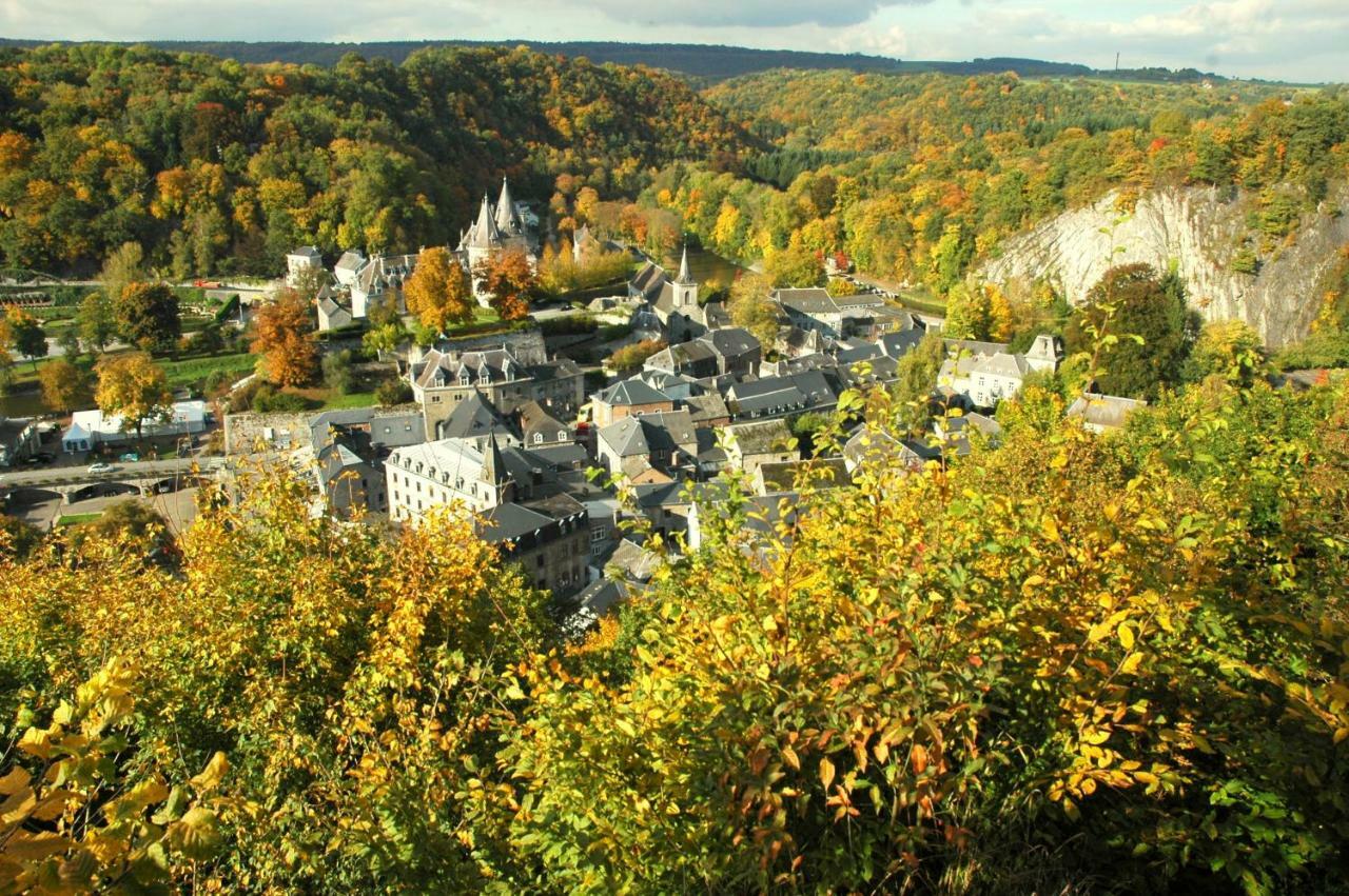 Studio Le Vedeur Avec Balcon Vue Sur Riviere Lägenhet Durbuy Exteriör bild